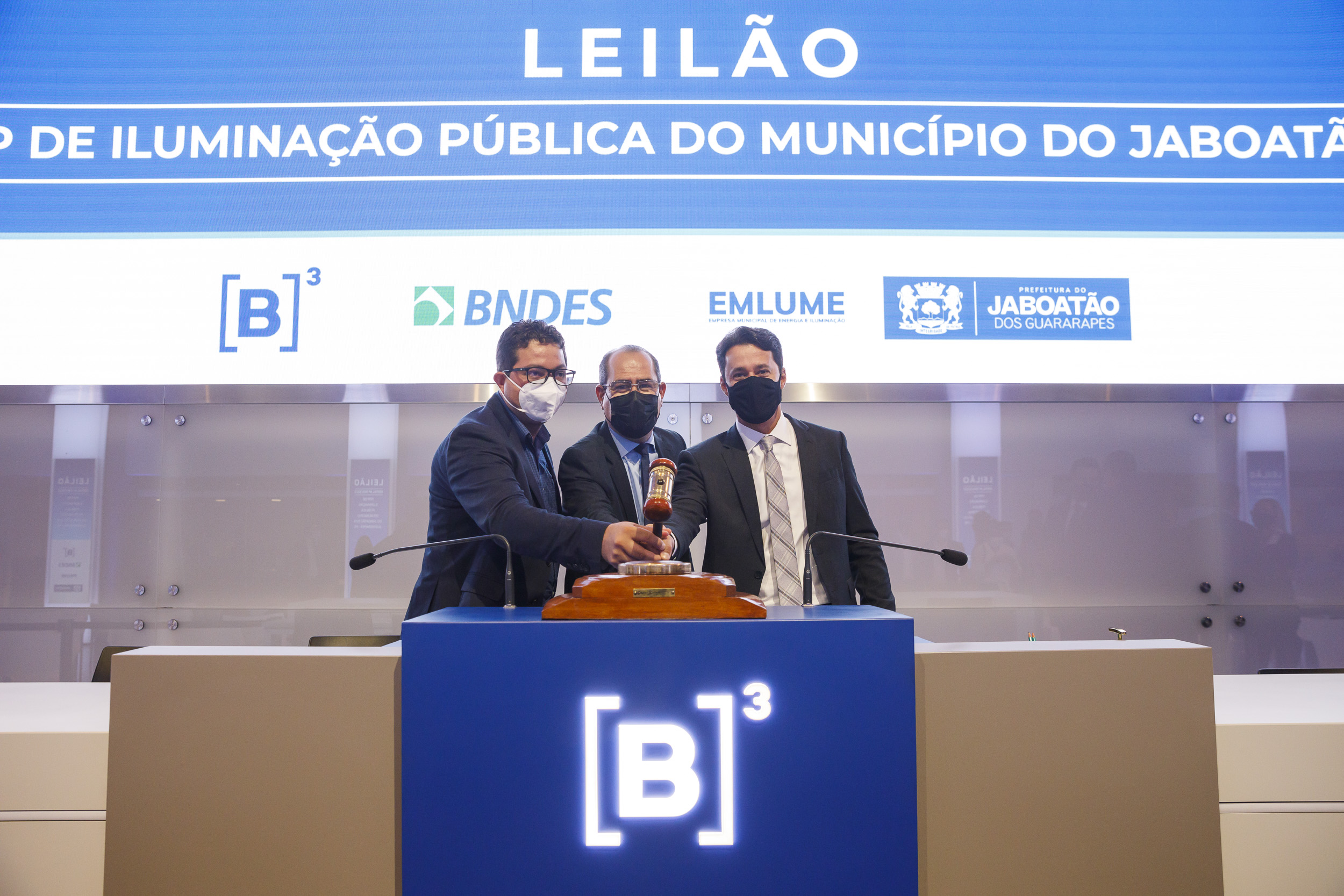 Leilao B3 - Jaboatao iluminacao _cauediniz B3.jpg