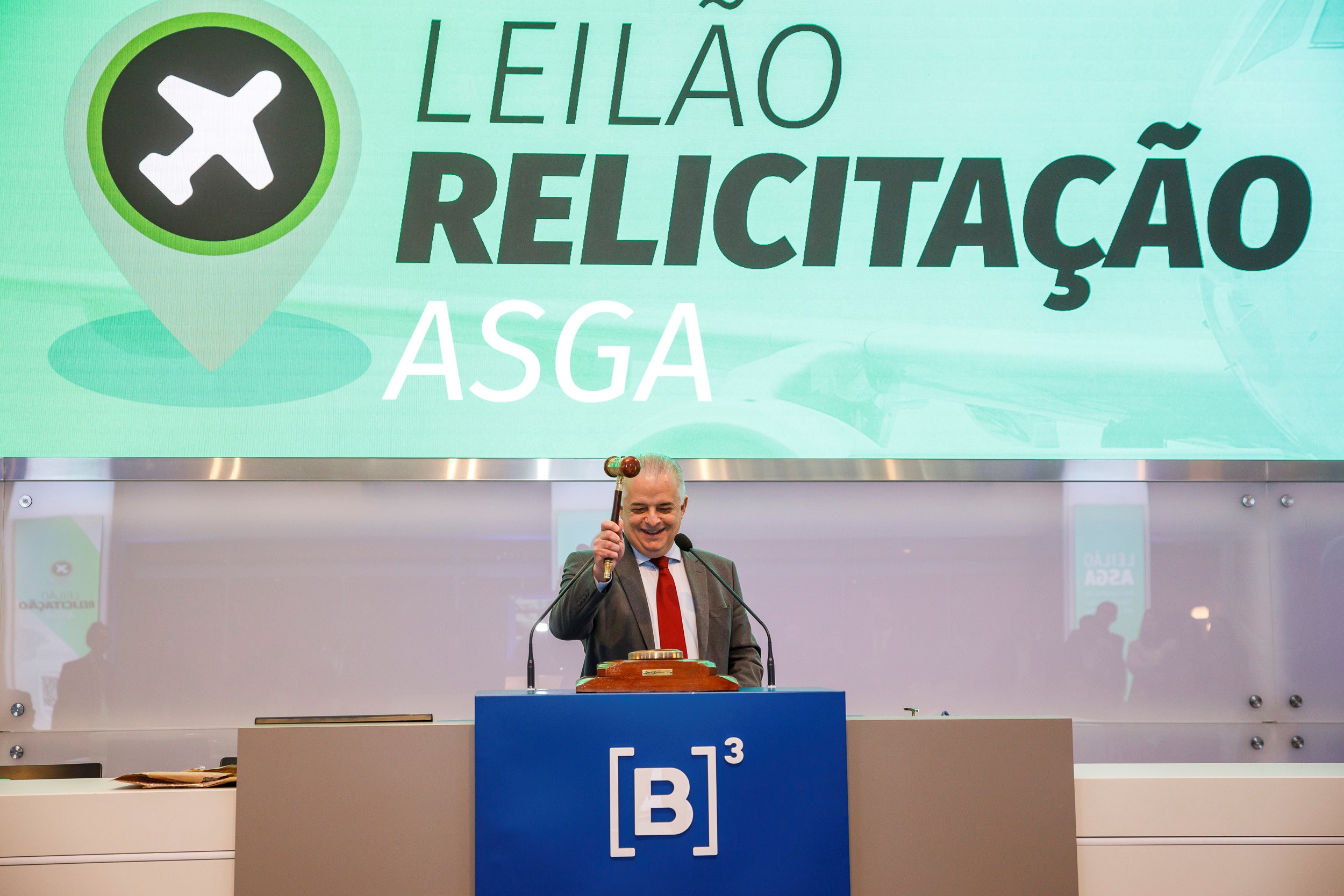 Leilao ANAC Sao Goncalo.jpg