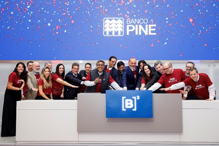 Aniversario de listagem Pine.jpg